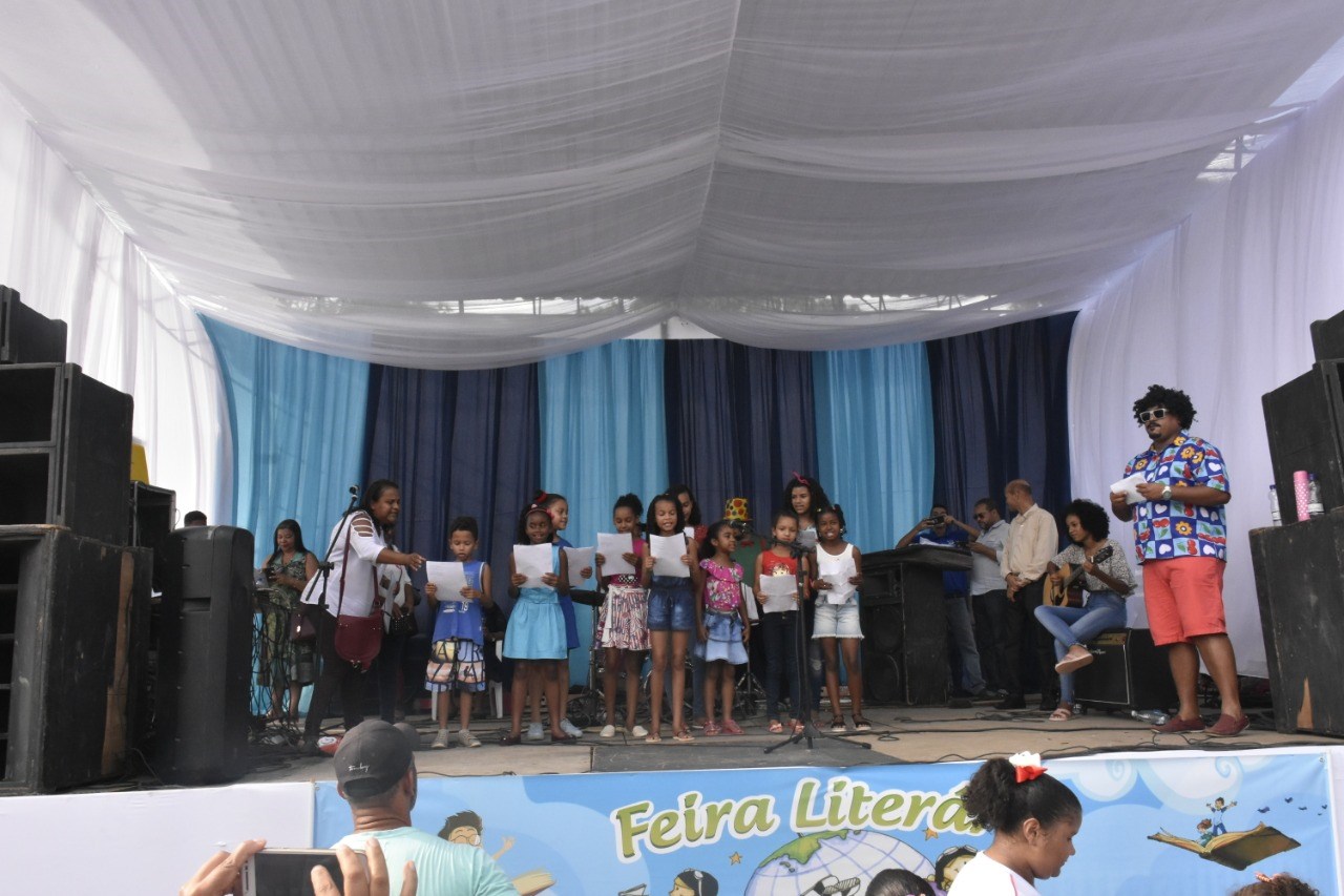 Camacã: 5° Feira Literária homenageia artistas locais